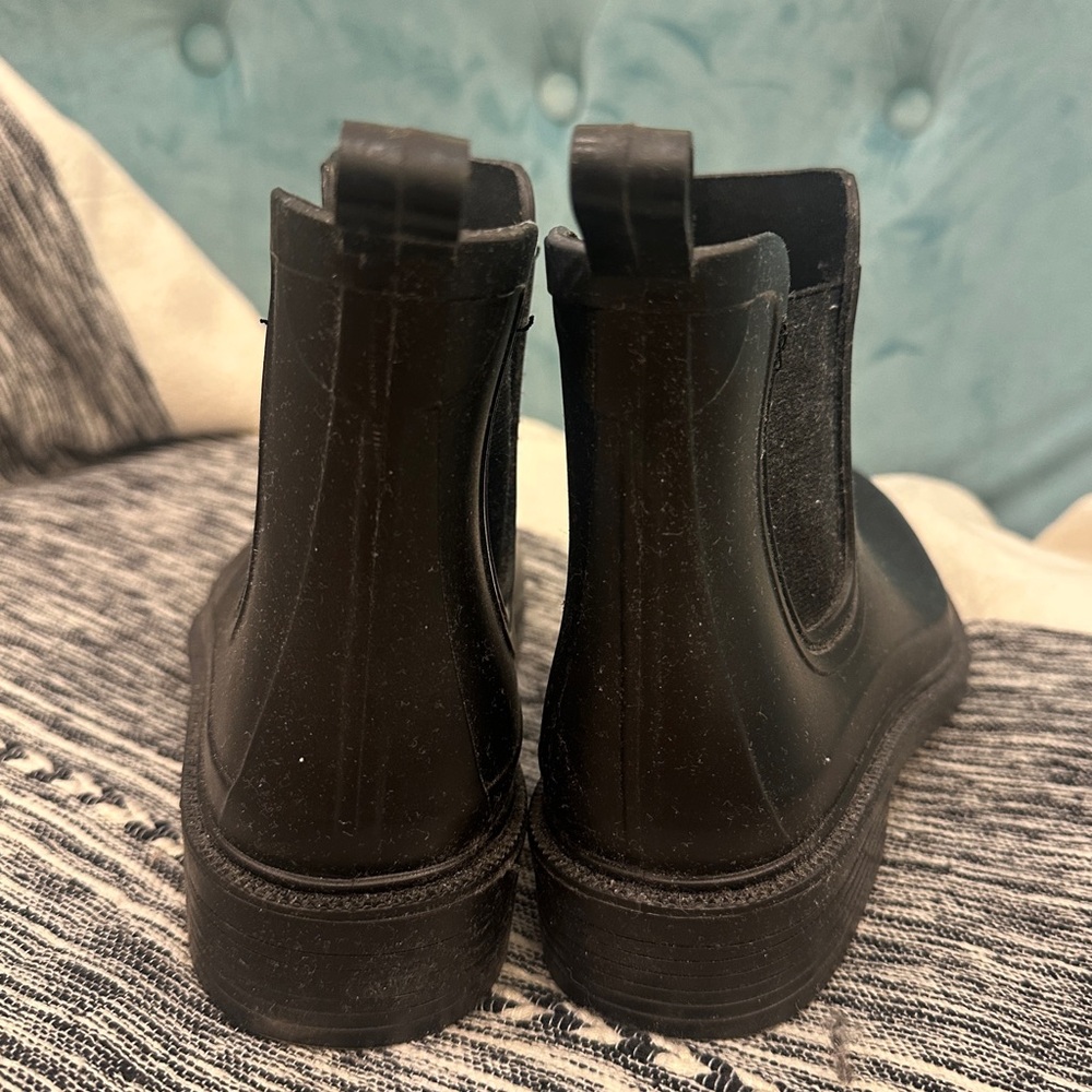 Elegant Black Ankle Booties